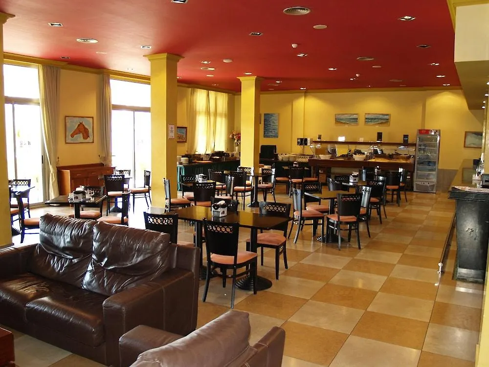 Hotel Montera Plaza 로스바리오스