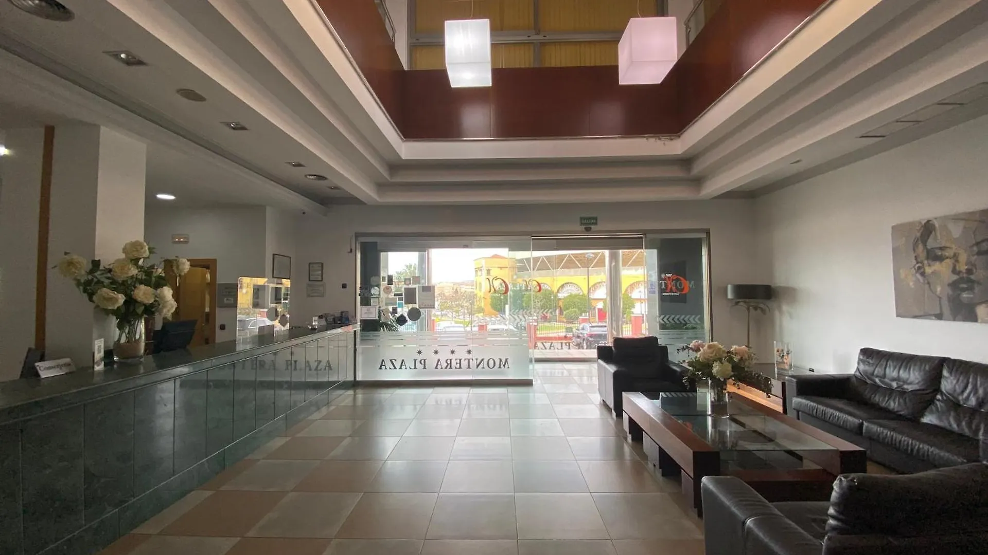 Hotel Montera Plaza Los Barrios