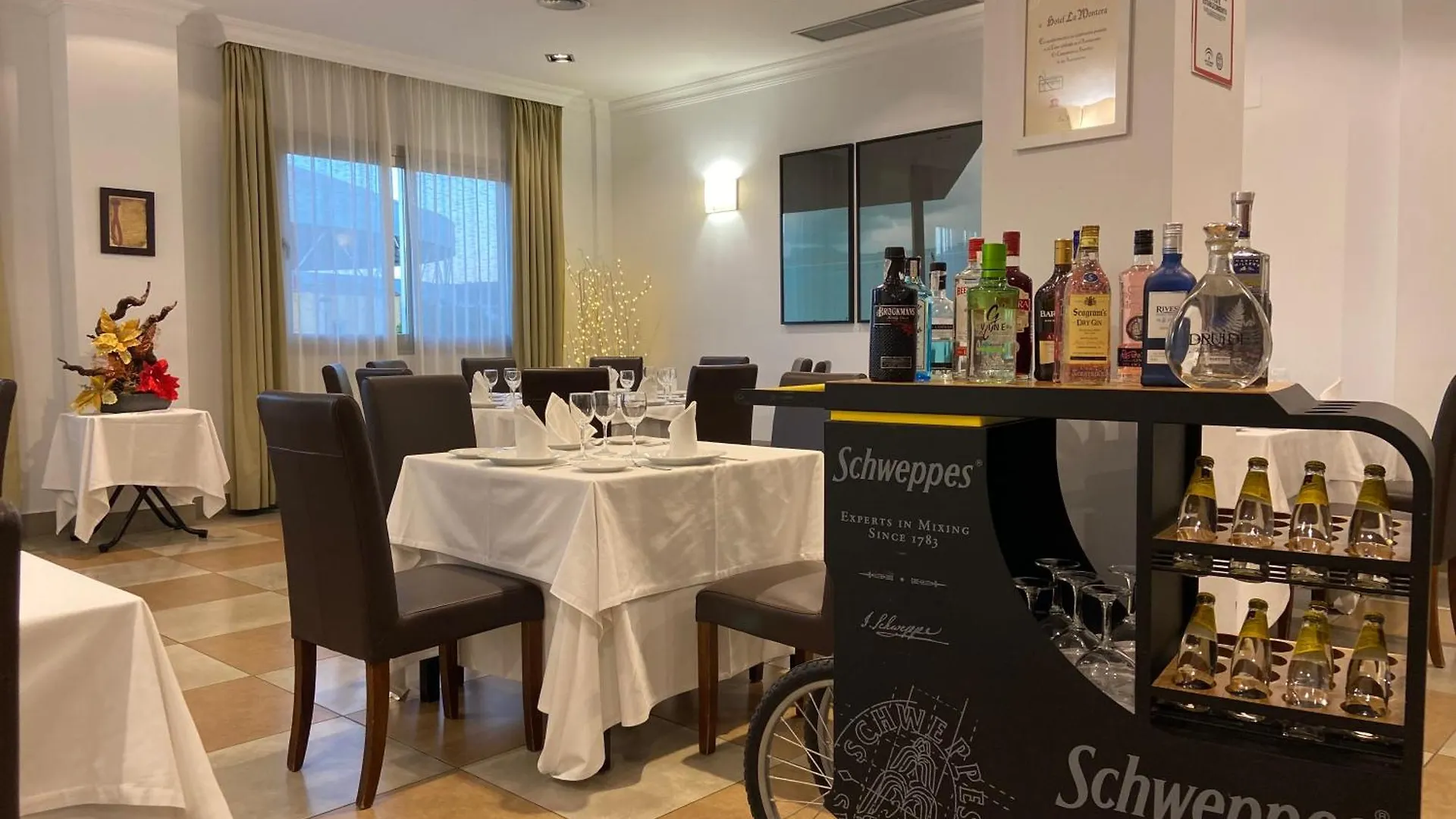 Hotel Montera Plaza Los Barrios 4*,  Hiszpania
