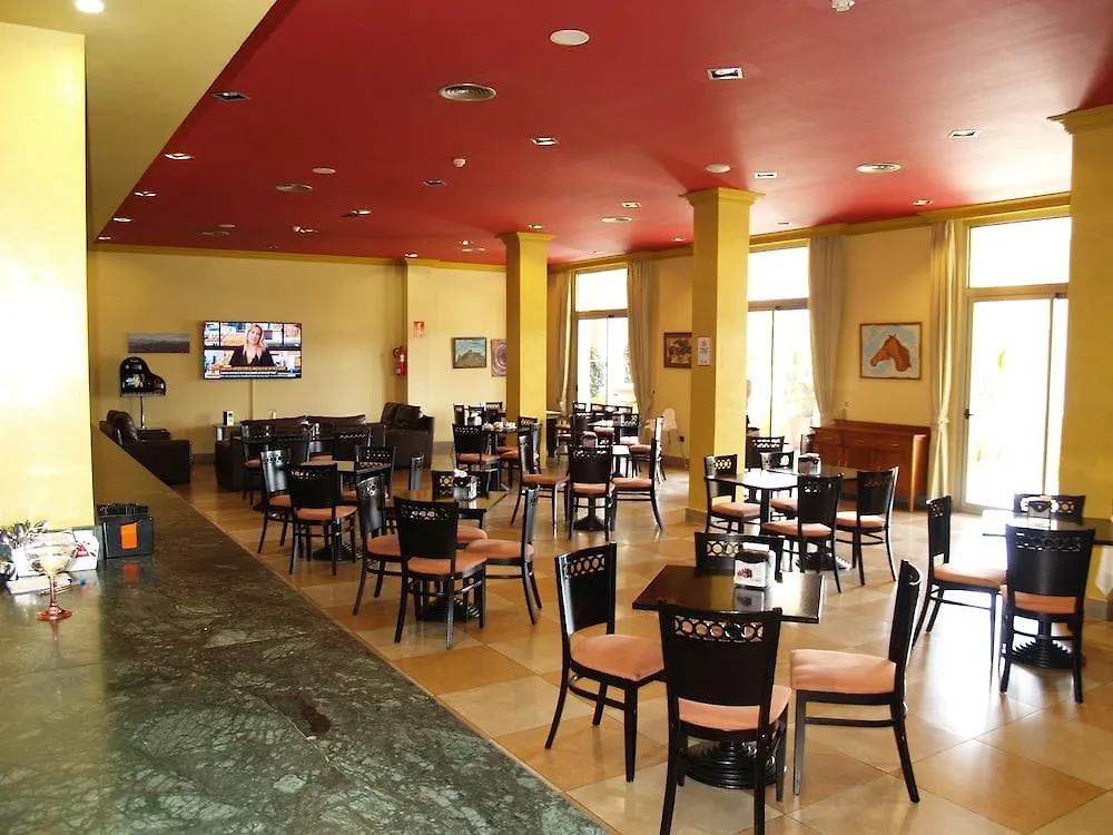 Hotel Montera Plaza Los Barrios
